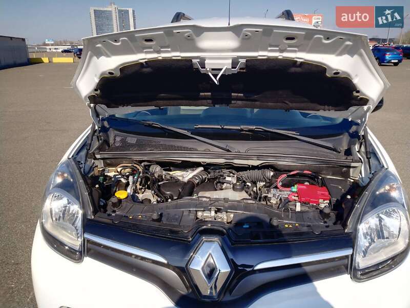 Минивэн Renault Kangoo 2017 в Киеве