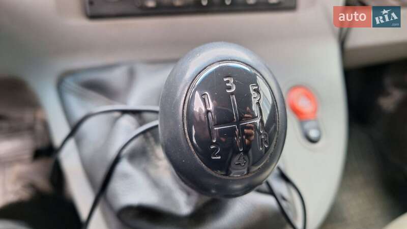 Минивэн Renault Kangoo 2010 в Киеве