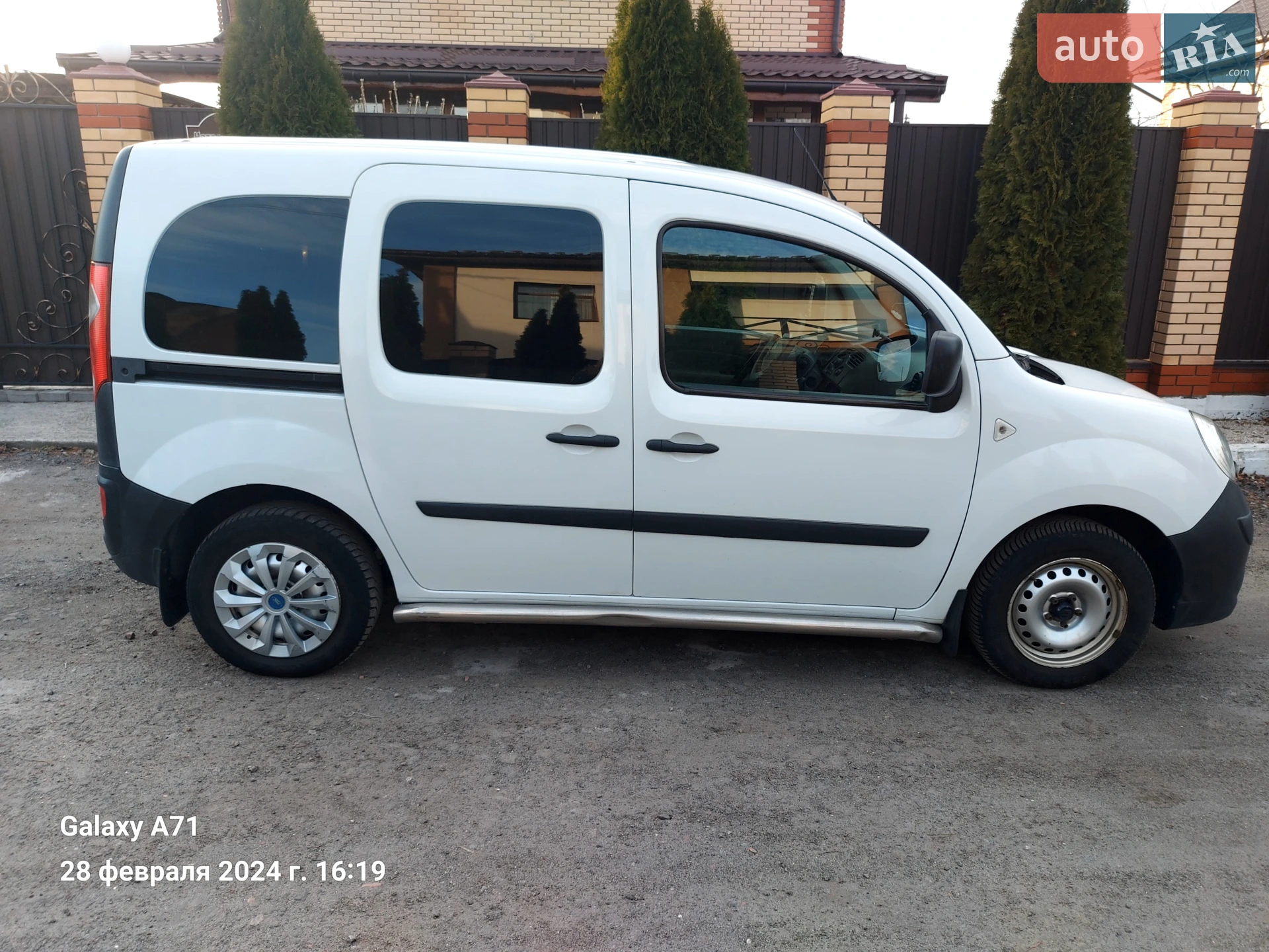 2010 Renault Kangoo - мініатюра 2