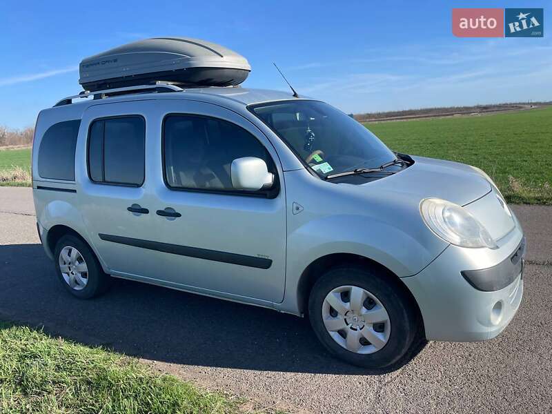Минивэн Renault Kangoo 2010 в Кривом Роге