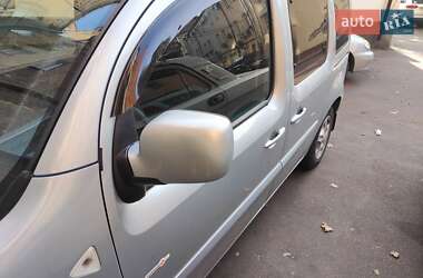 Минивэн Renault Kangoo 2012 в 