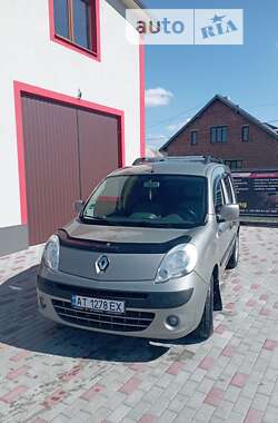 Минивэн Renault Kangoo 2008 в Городенке