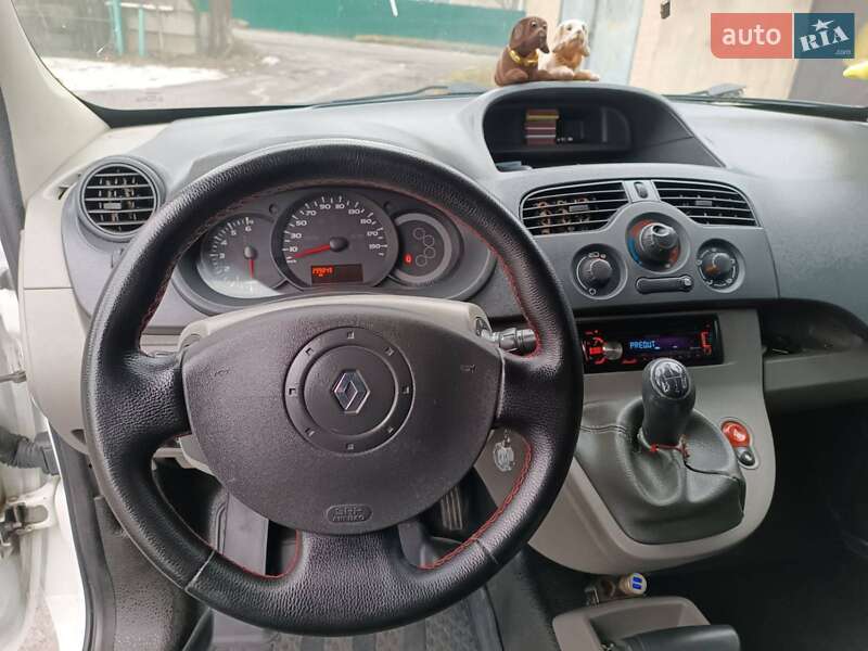 Минивэн Renault Kangoo 2010 в Бершади
