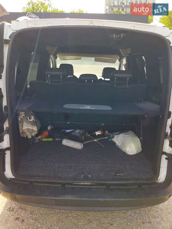 Минивэн Renault Kangoo 2010 в Харькове