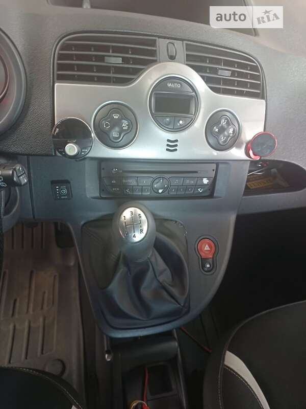 Мінівен Renault Kangoo 2011 в Кам'янець-Подільському