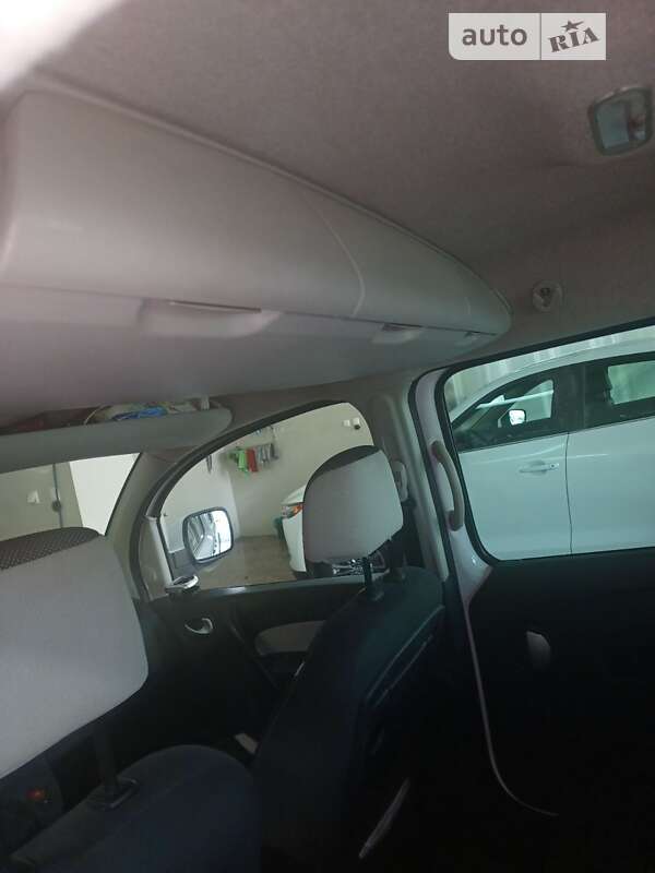 Мінівен Renault Kangoo 2011 в Кам'янець-Подільському