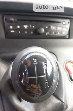 Вантажний фургон Renault Kangoo 2012 в 