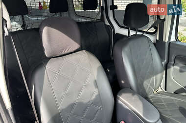 Минивэн Renault Kangoo 2016 в 