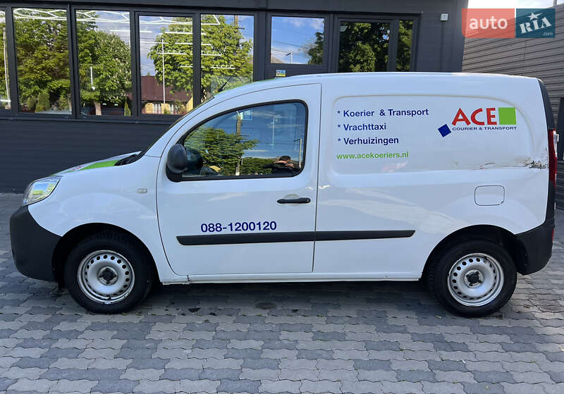 Вантажний фургон Renault Kangoo 2019 в Чернівцях