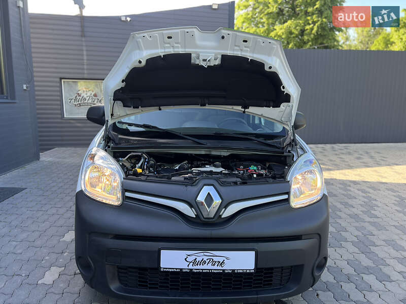 Вантажний фургон Renault Kangoo 2019 в Чернівцях