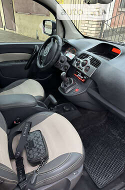 Мінівен Renault Kangoo 2011 в 