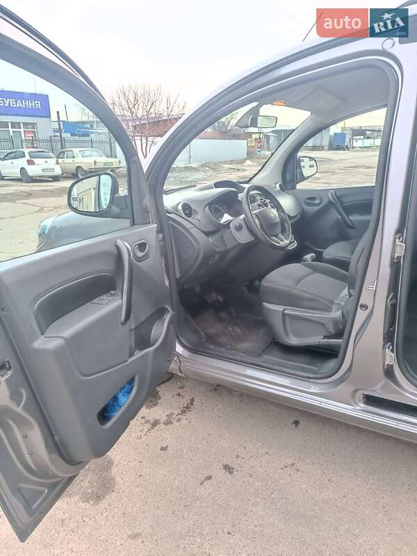 Мінівен Renault Kangoo 2013 в Сумах