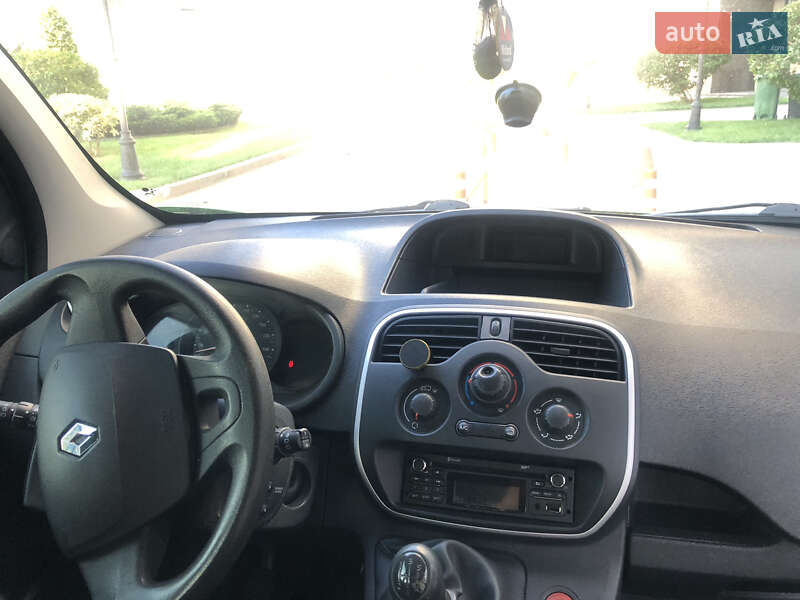 Минивэн Renault Kangoo 2016 в Киеве
