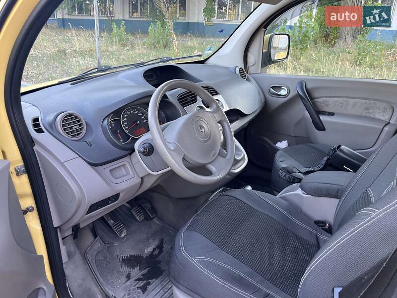 Минивэн Renault Kangoo 2009 в Днепре