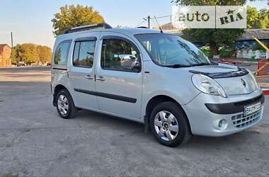 Минивэн Renault Kangoo 2008 в Новоархангельске