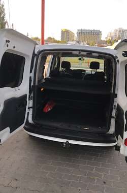 Минивэн Renault Kangoo 2015 в Львове