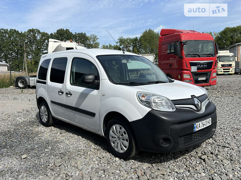 Минивэн Renault Kangoo 2015 в Виннице