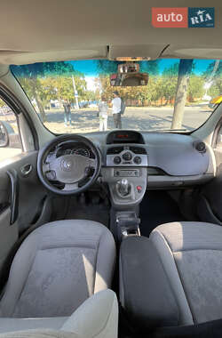 Минивэн Renault Kangoo 2009 в 