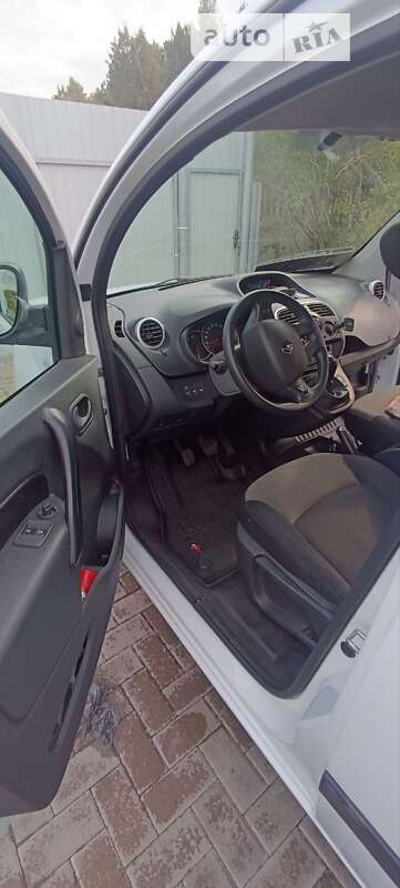 Вантажний фургон Renault Kangoo 2017 в Києві фото 16 Вантажний фургон Renault Kangoo 2017 в Києві