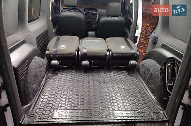 Минивэн Renault Kangoo 2015 в 