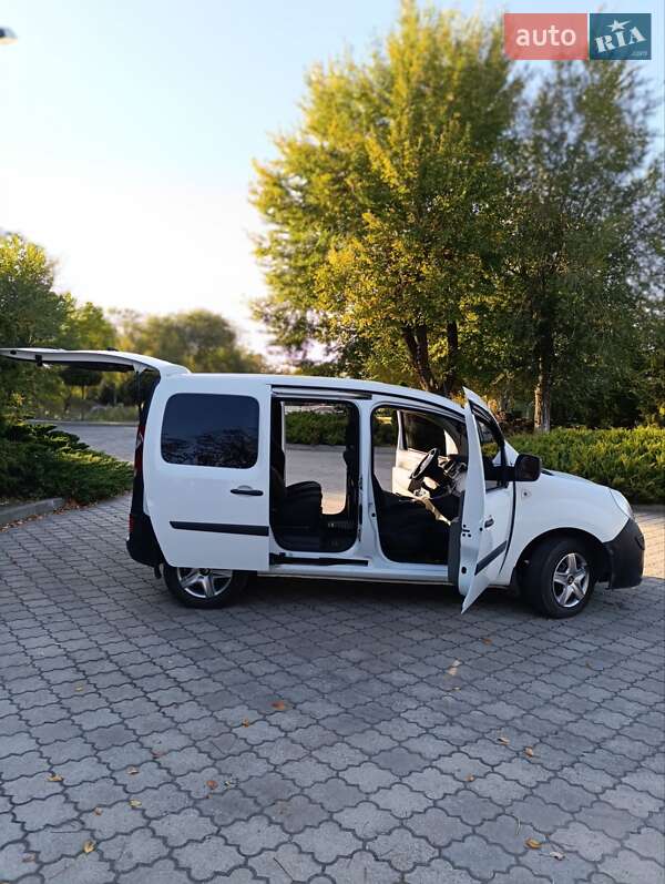 Минивэн Renault Kangoo 2009 в Павлограде