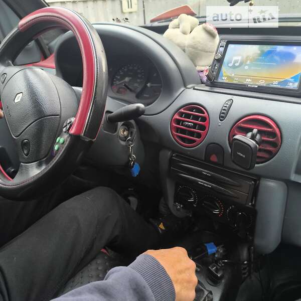 Минивэн Renault Kangoo 1998 в Новоселице