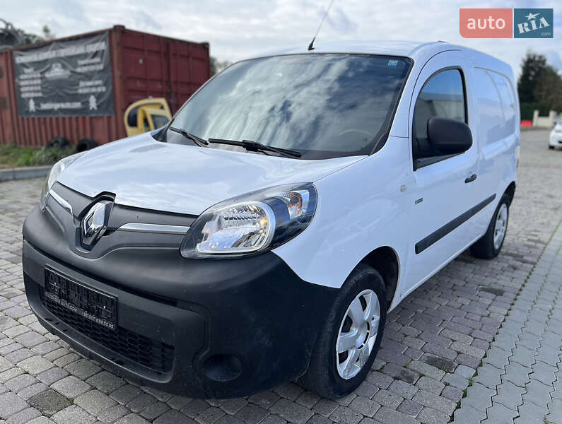Грузовой фургон Renault Kangoo 2017 в Львове