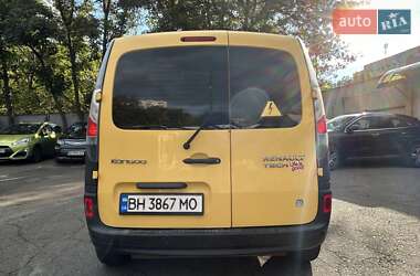 Грузовой фургон Renault Kangoo 2013 в 
