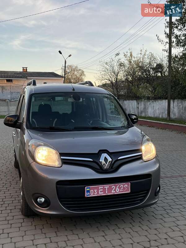 Минивэн Renault Kangoo 2015 в Дубно