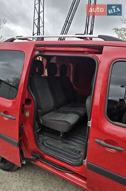 Вантажний фургон Renault Kangoo 2013 в Дніпрі