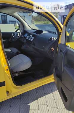 Вантажний фургон Renault Kangoo 2012 в Львові