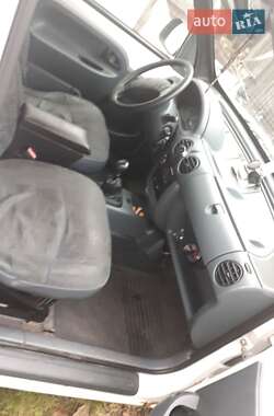 Минивэн Renault Kangoo 2000 в 