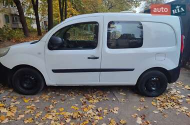 Минивэн Renault Kangoo 2015 в 