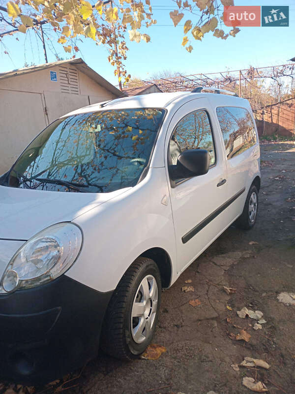 Минивэн Renault Kangoo 2009 в Ужгороде