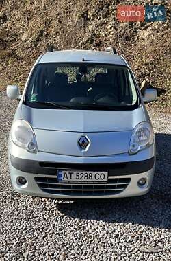 Минивэн Renault Kangoo 2009 в Сваляве