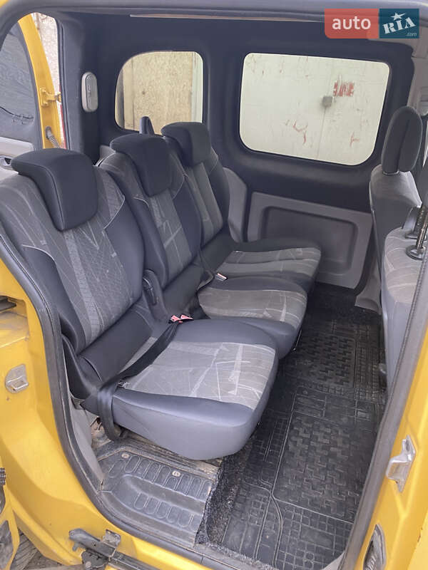 Мінівен Renault Kangoo 2009 в Чернівцях фото 5 Мінівен Renault Kangoo 2009 в Чернівцях