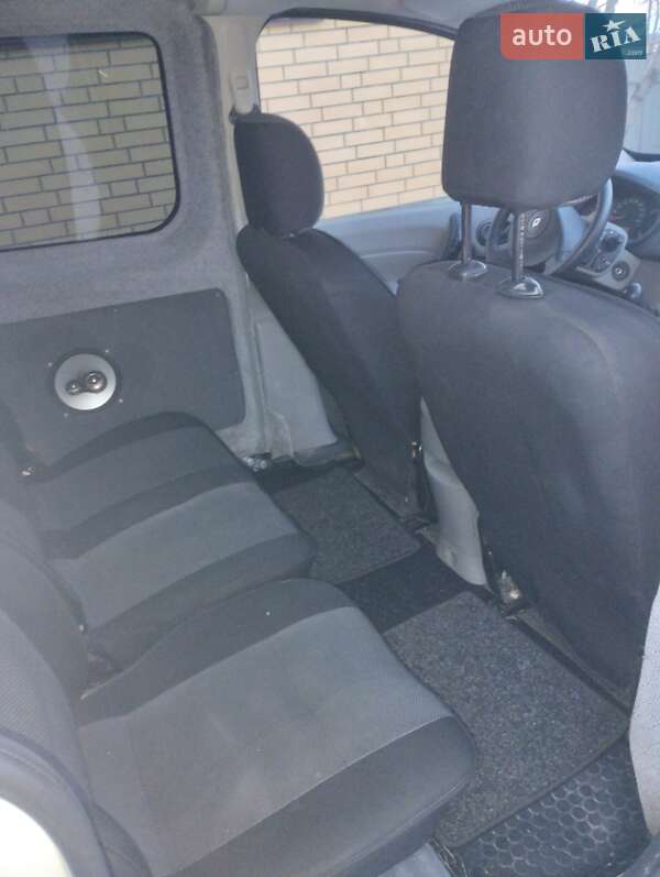 Минивэн Renault Kangoo 2010 в Городецком