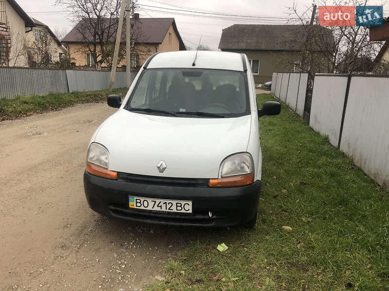 Минивэн Renault Kangoo 2002 в Гусятине