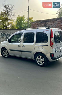 Мінівен Renault Kangoo 2013 в Чернівцях