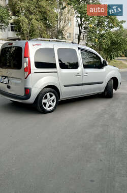 Мінівен Renault Kangoo 2013 в Чернівцях