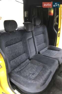 Минивэн Renault Kangoo 2003 в 