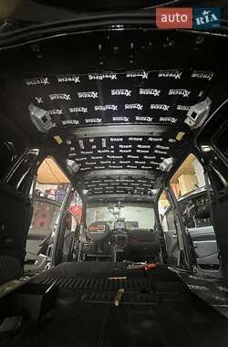 Минивэн Renault Kangoo 2011 в 