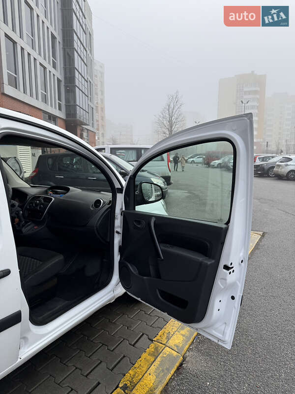 Грузовой фургон Renault Kangoo 2016 в Львове