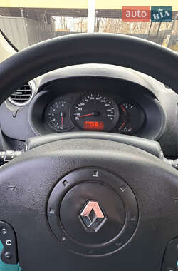 Минивэн Renault Kangoo 2011 в 