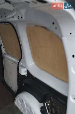 Грузовой фургон Renault Kangoo 2017 в 