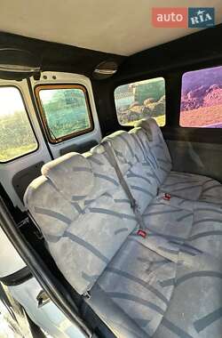 Минивэн Renault Kangoo 2000 в Шумске