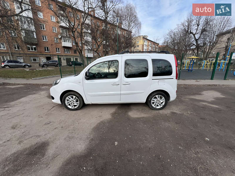 Минивэн Renault Kangoo 2014 в Житомире