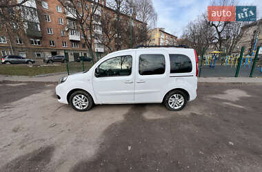 Минивэн Renault Kangoo 2014 в 