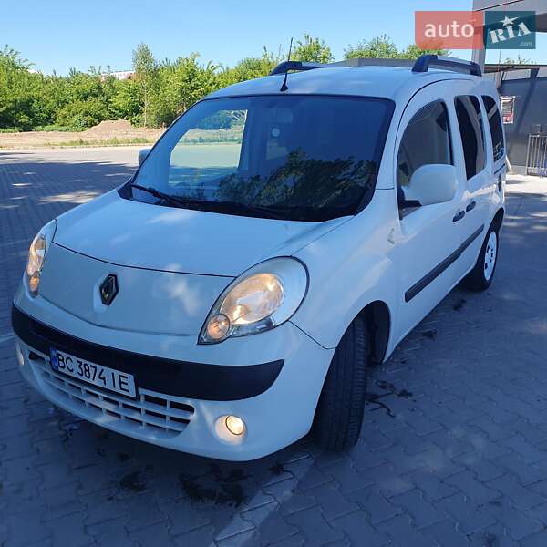 Минивэн Renault Kangoo 2008 в 