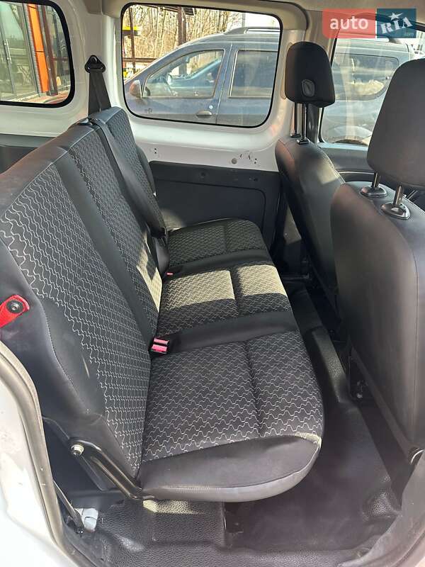 Минивэн Renault Kangoo 2016 в Снятине фото 7 Минивэн Renault Kangoo 2016 в Снятине